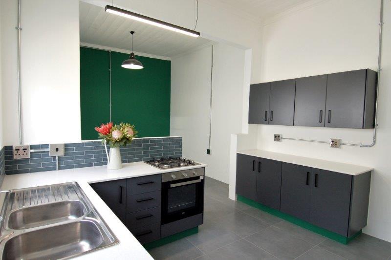 To Let 2 Bedroom Property for Rent in Woodstock Western Cape